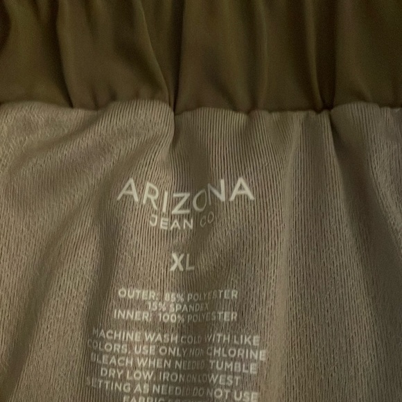 Arizona Womens Mid Rise Shortie Shorts BUNDLE Junior - Picture 5 of 10